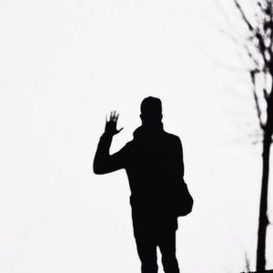 男生互嗦鸡吧暗夜男同学的性爱之恋泡芙短视频
