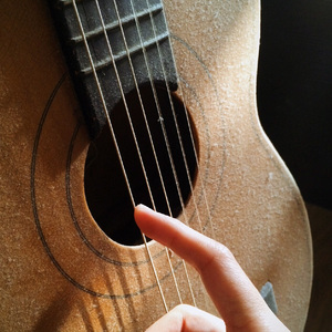 男生互嗦鸡吧暗夜男同学的性爱之恋泡芙短视频
